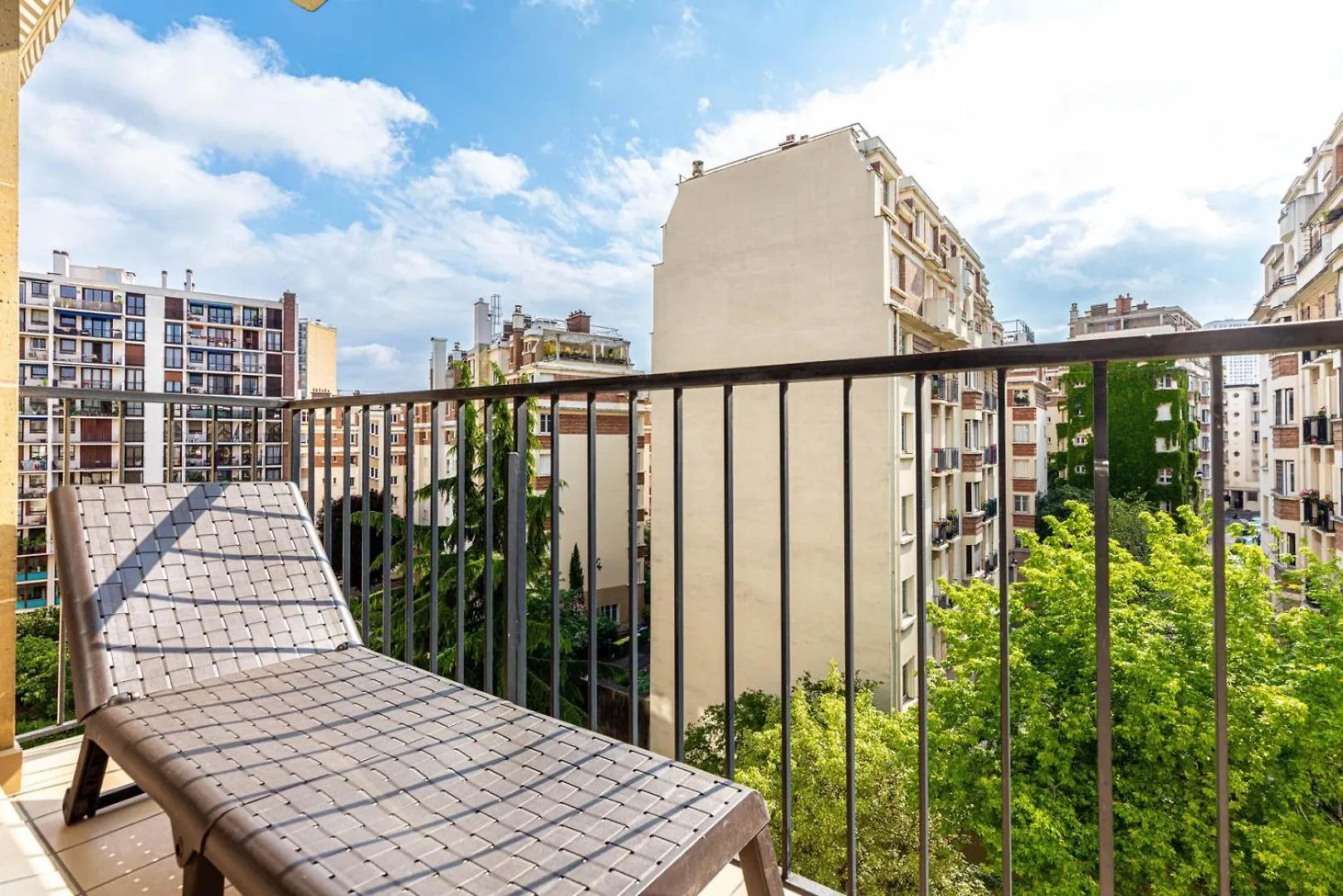 Apartmán Guestready - Serene Retreat With A Balcony Paříž