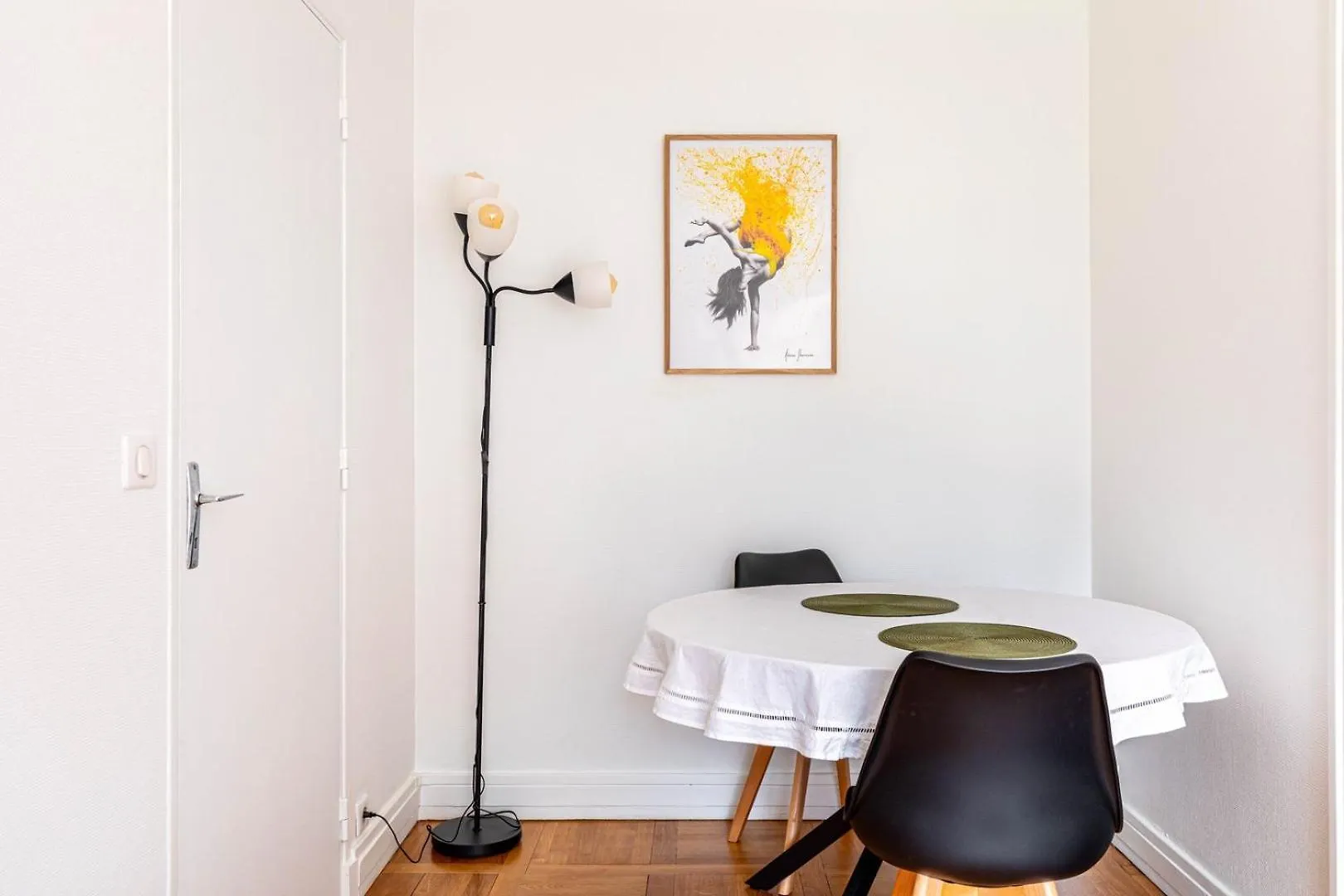 Guestready - Serene Retreat With A Balcony * Paris